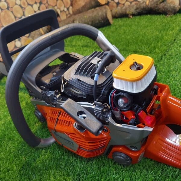 Motorna pila Husqvarna 550XP Mark II - Slika 11