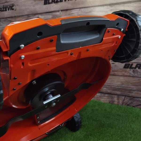 Motorna kosilica Husqvarna LB 256SP - Slika 19