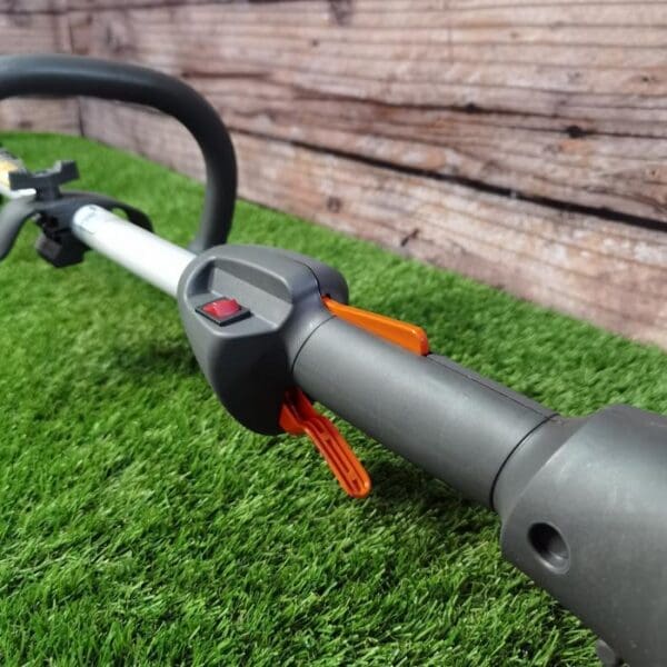 Husqvarna trimer 129LK - Slika 12