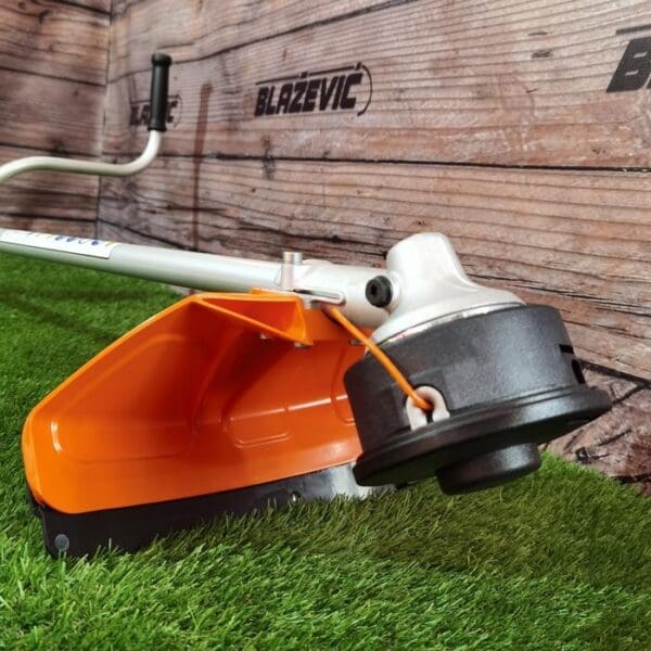 Motorna kosa STIHL FS 120 - Slika 12