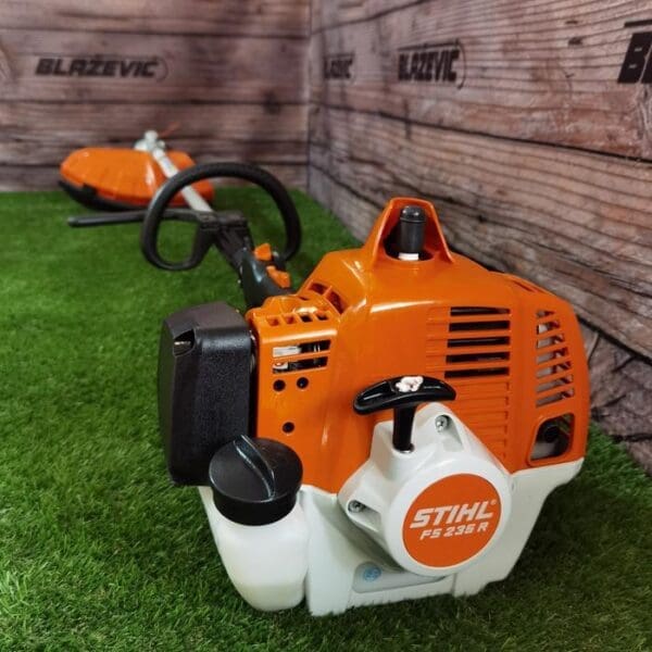 Motorna kosa STIHL FS 235 R - Slika 2