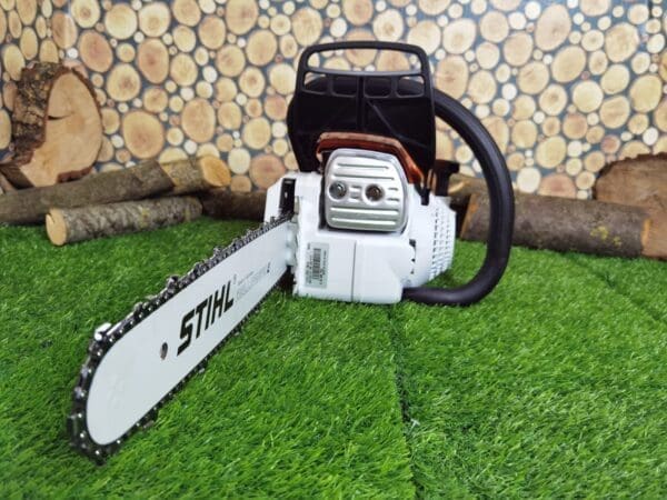 Motorna pila STIHL MS 231 C-BE - Slika 10