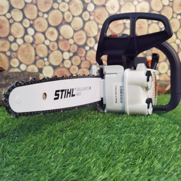 Motorna pila STIHL MS 151 TC-E - Slika 9