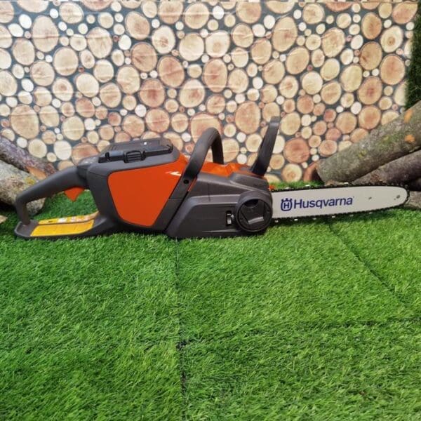 Baterijska pila Husqvarna 120i SET - Slika 13