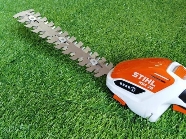 STIHL akumulatorske škare HSA 26 - Slika 8