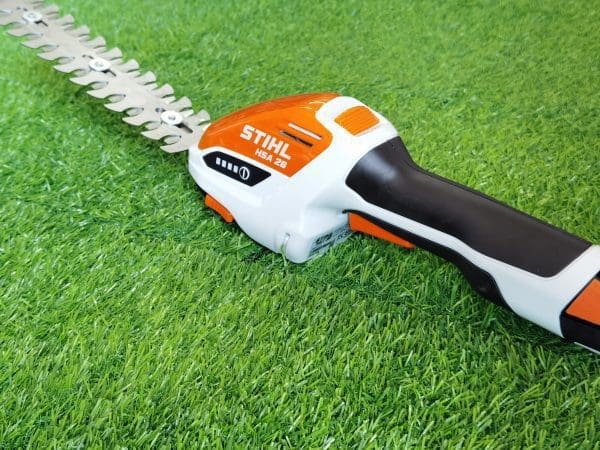STIHL akumulatorske škare HSA 26 - Slika 7