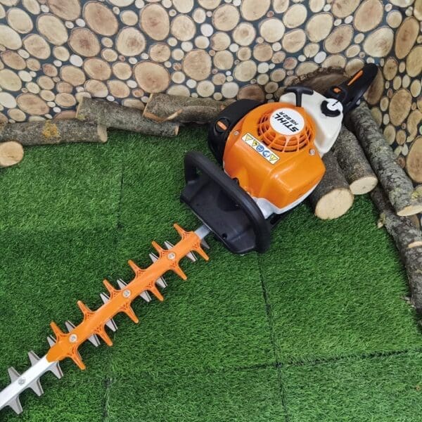 STIHL motorne škare HS 82 R - Slika 4