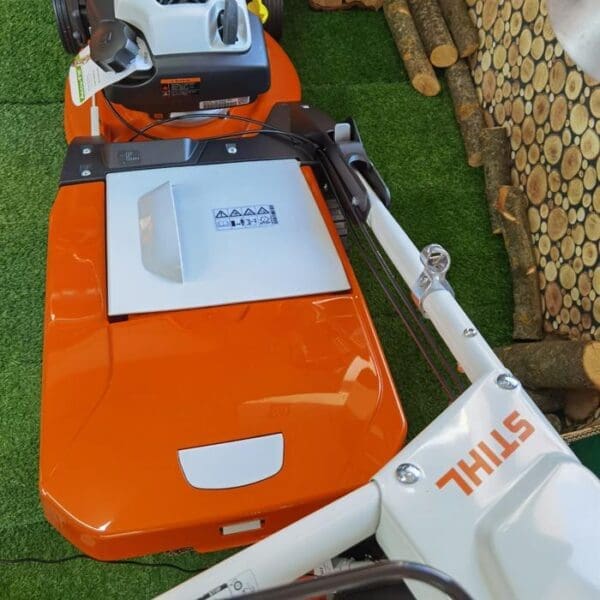 STIHL motorna kosilica RM 650 T - Slika 10