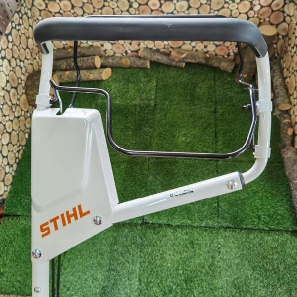 STIHL motorna kosilica RM 650 T - Slika 14
