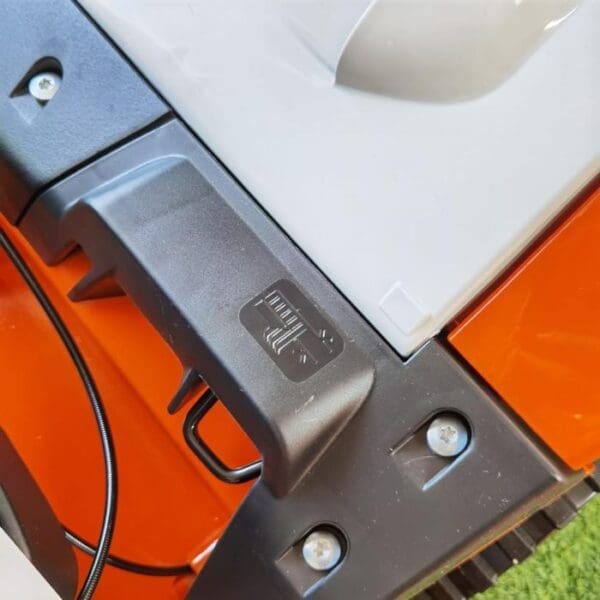STIHL motorna kosilica RM 650 T - Slika 3