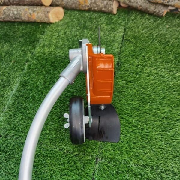 STIHL FCB-KM rezač rubova - Slika 4