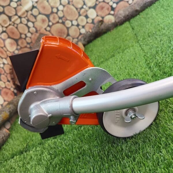 STIHL FCB-KM rezač rubova - Slika 2