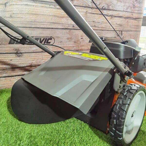 Motorna kosilica Husqvarna LC 353AWD - Slika 27