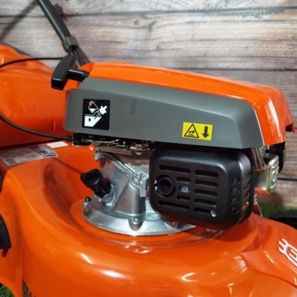 Motorna kosilica Husqvarna LC 140SP - Slika 8