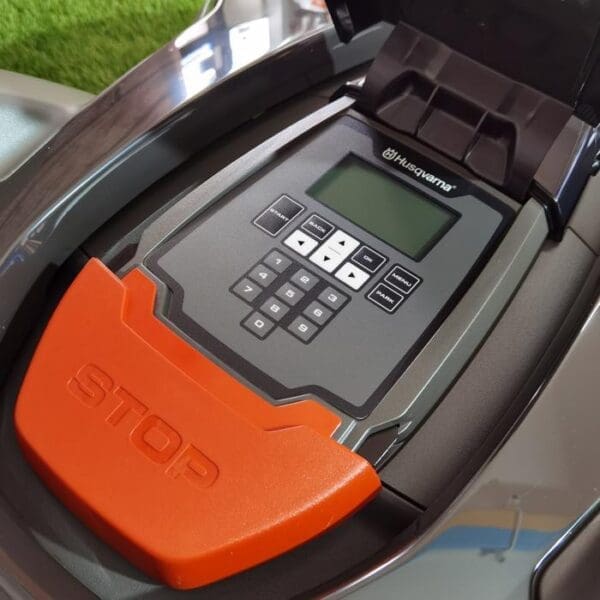 Husqvarna Automower 430X robotska kosilica - Slika 10