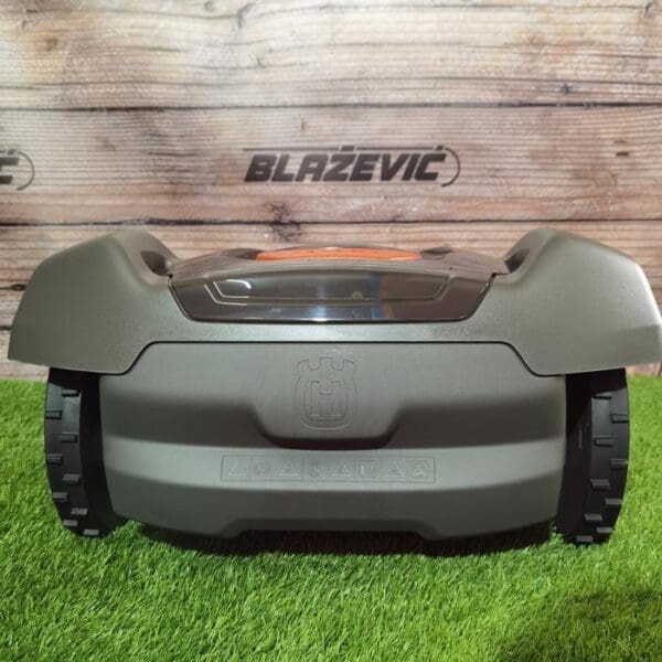Husqvarna Automower 430X robotska kosilica - Slika 11