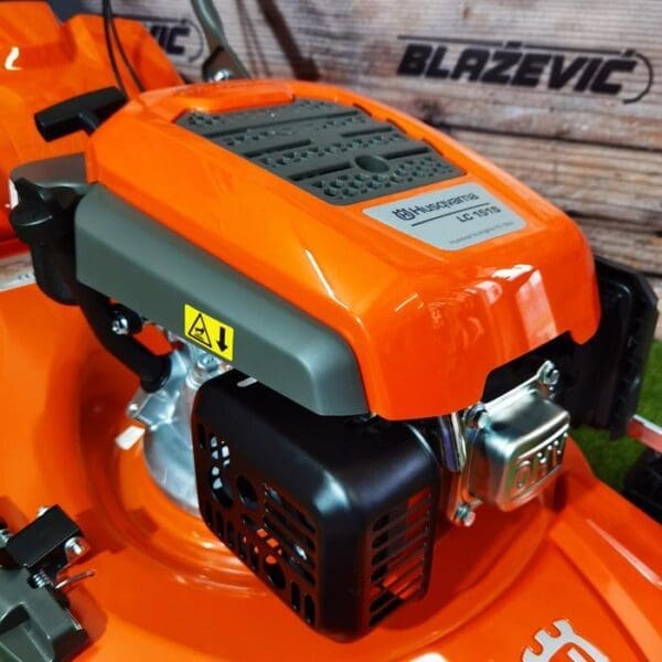 Motorna kosilica Husqvarna LC 151S - Slika 10