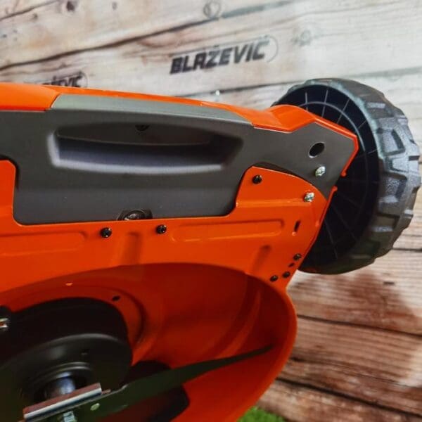 Motorna kosilica Husqvarna LC 151S - Slika 17
