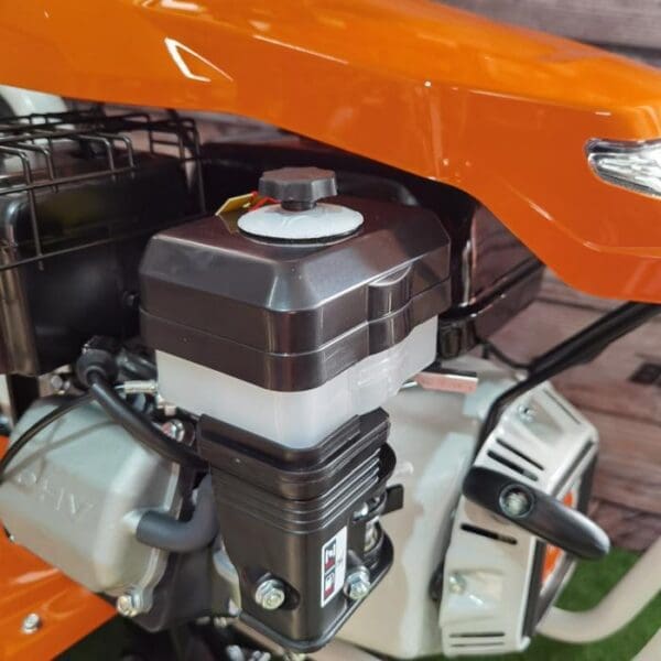STIHL motorna kopačica MH 700 - Slika 9