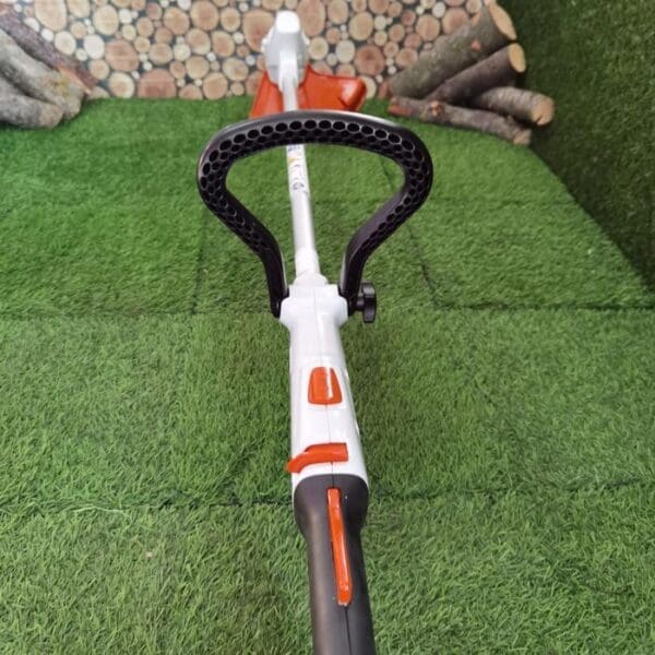 Akumulatorski trimer STIHL FSA 57 s 2X AK 10 i AL 101 - Slika 9