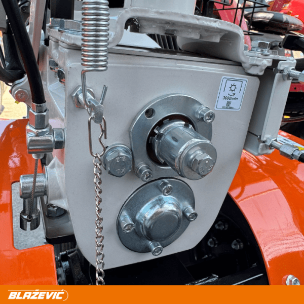 STIHL motorna kopačica MH 700 - Slika 11