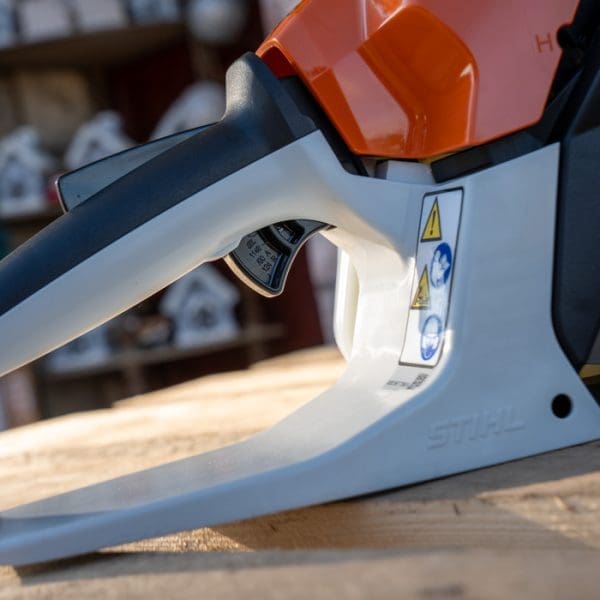 Motorna pila STIHL MS 212 PD3 - Slika 9