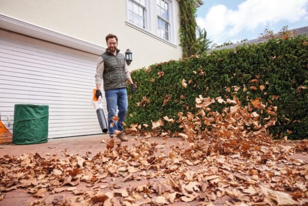 Akumulatorski puhač STIHL BGA 50 set s 1 baterijom - Slika 9